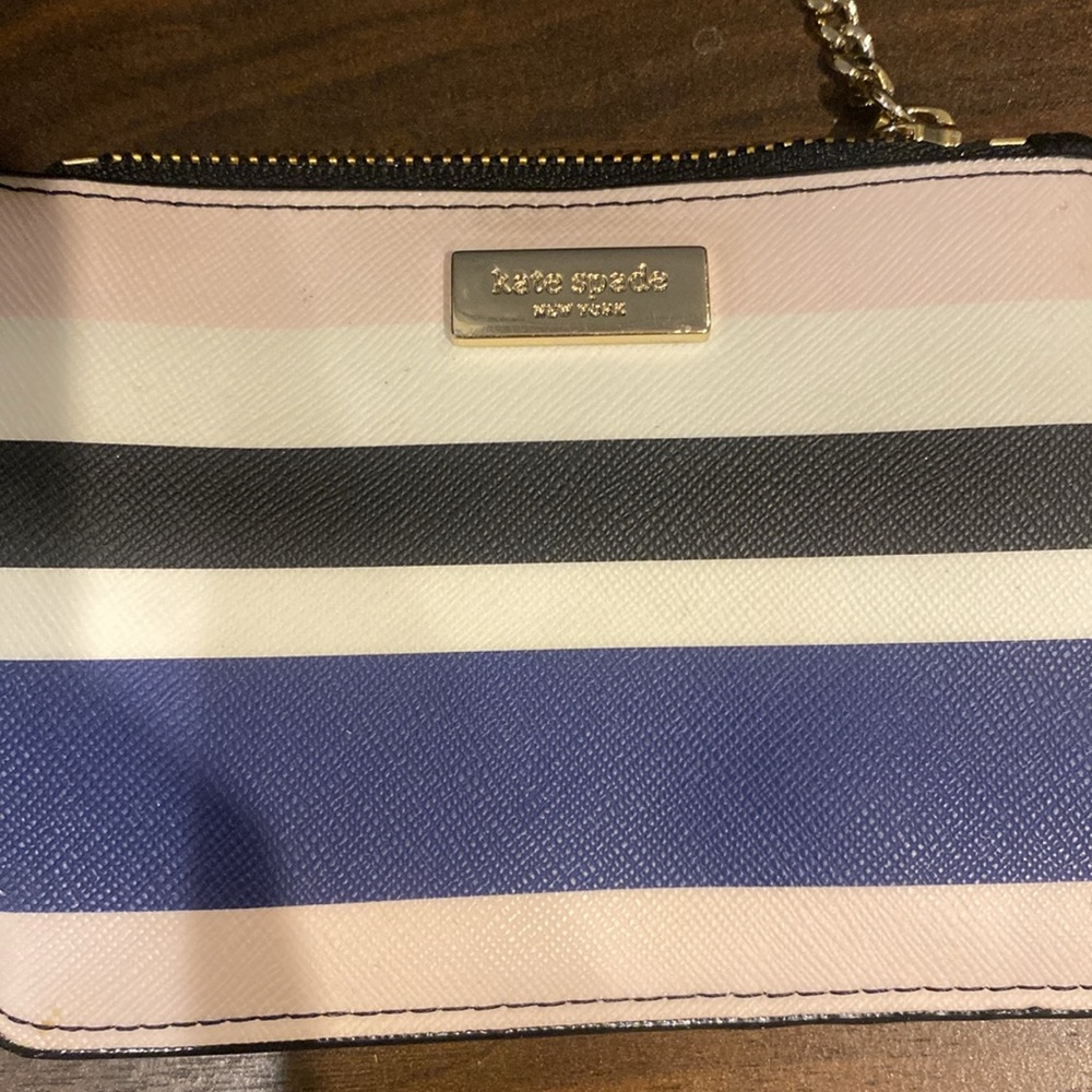Kate Spade Key Wallet - Picture 3 of 9